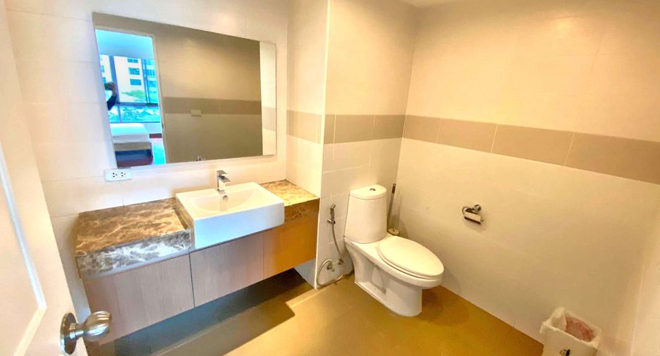 Wohnung zur Miete mit 2 Zimmer in Watthana, Bangkok