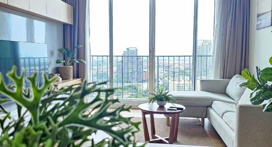 À louer 3 chambres condo à Khlong Toei, Bangkok