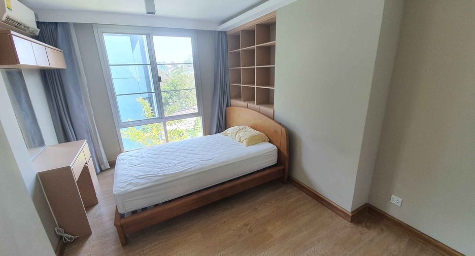 À louer 2 chambres condo à Watthana, Bangkok