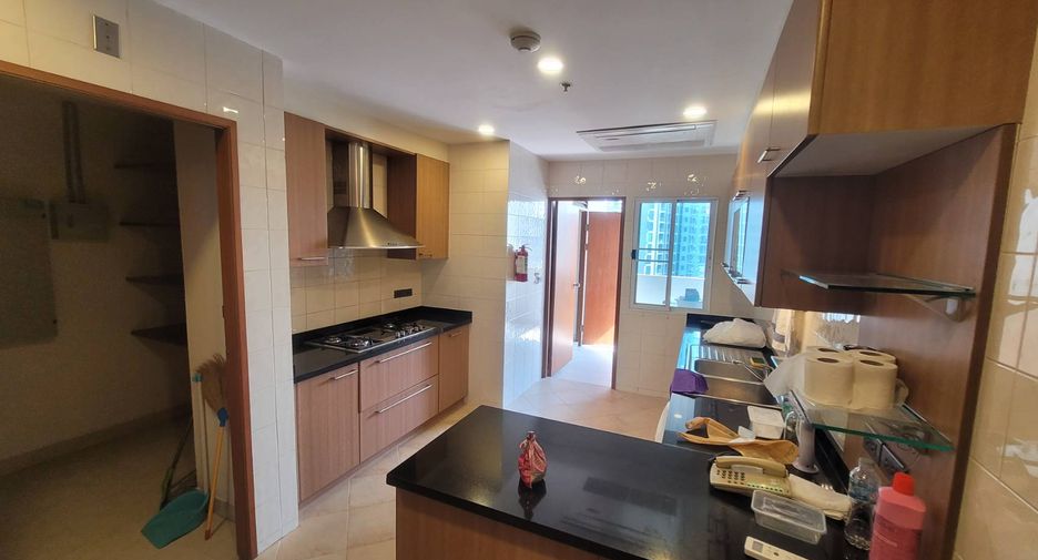 出租 3 卧室 公寓 在 Khlong Toei, 曼谷