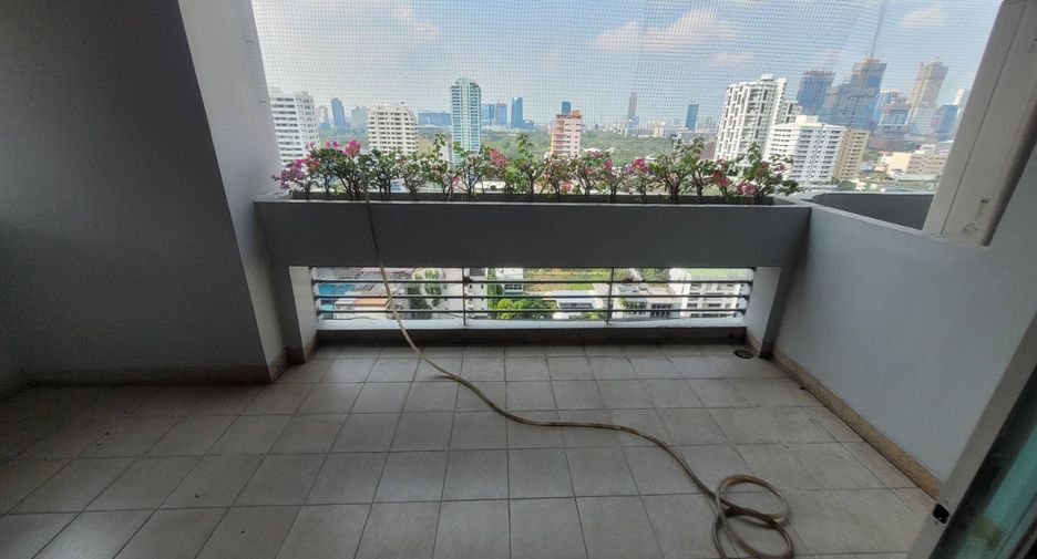 出租 3 卧室 公寓 在 Khlong Toei, 曼谷
