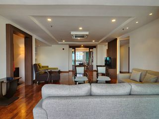 出租 3 卧室 公寓 在 Khlong Toei, 曼谷