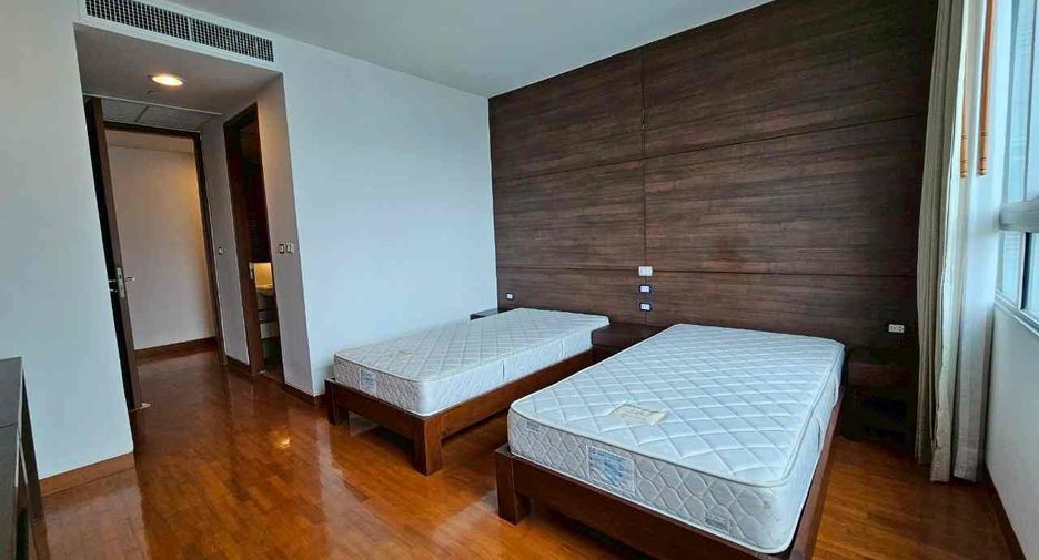 À louer 3 chambres condo à Watthana, Bangkok