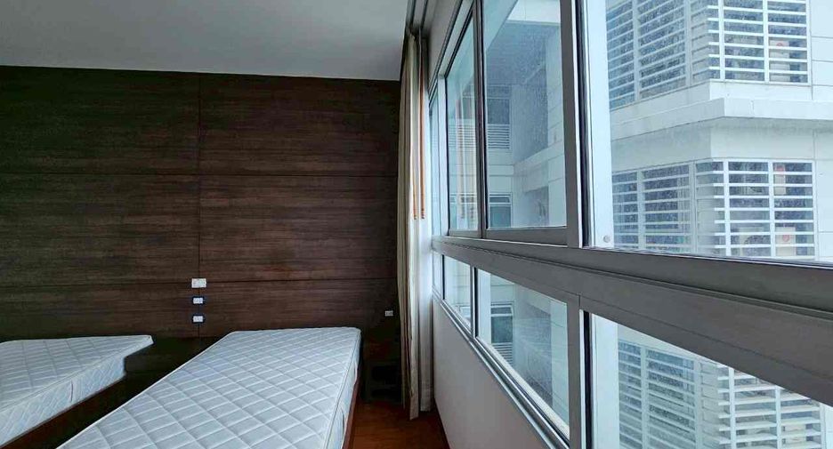À louer 3 chambres condo à Watthana, Bangkok