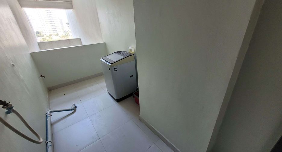 À louer 3 chambres condo à Watthana, Bangkok
