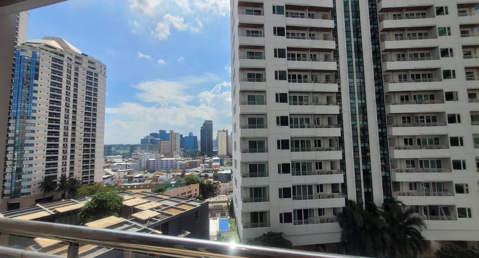 出租 3 卧室 公寓 在 Khlong Toei, 曼谷