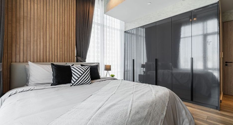For rent 2 ベッドルーム condo in Watthana, Bangkok