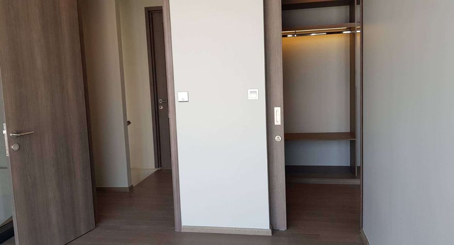 出租 和 出售 2 卧室 公寓 在 Khlong Toei, 曼谷