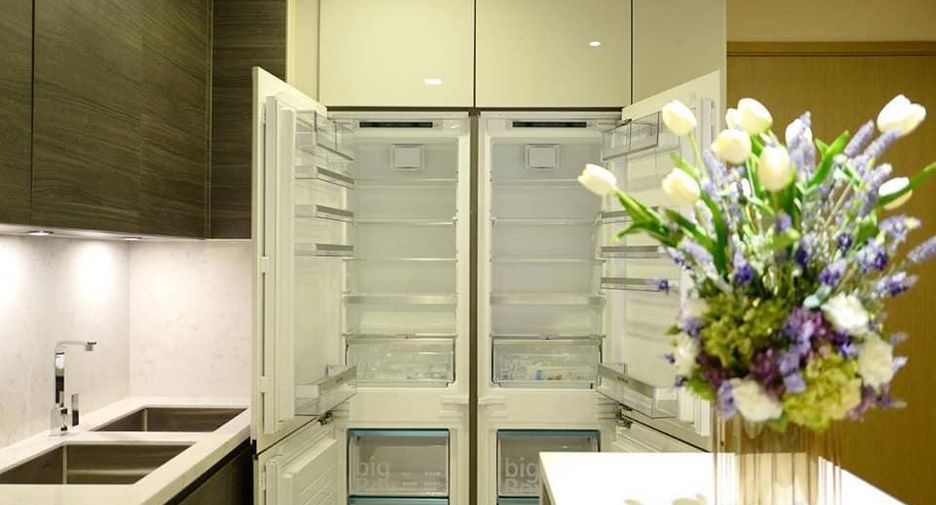 For rent and for sale 2 bedrooms condo in Watthana, Bangkok