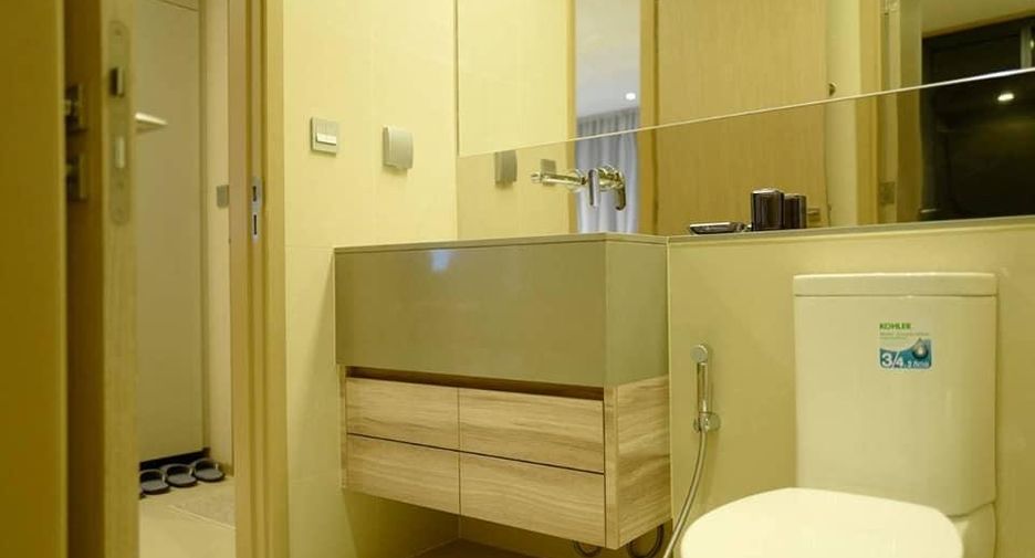 For rent and for sale 2 bedrooms condo in Watthana, Bangkok