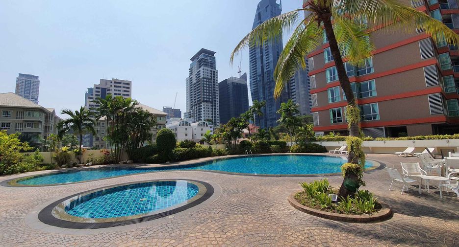 À louer 3 chambres condo à Watthana, Bangkok
