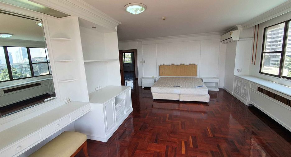 À louer 3 chambres condo à Watthana, Bangkok