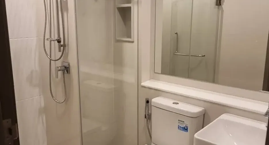 For rent 1 Beds condo in Huai Khwang, Bangkok