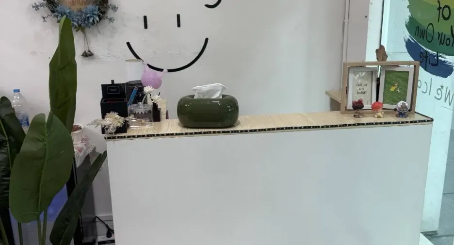 For rent retail Space in Huai Khwang, Bangkok