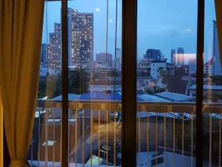 For rent スタジオ condo in Khlong Toei, Bangkok