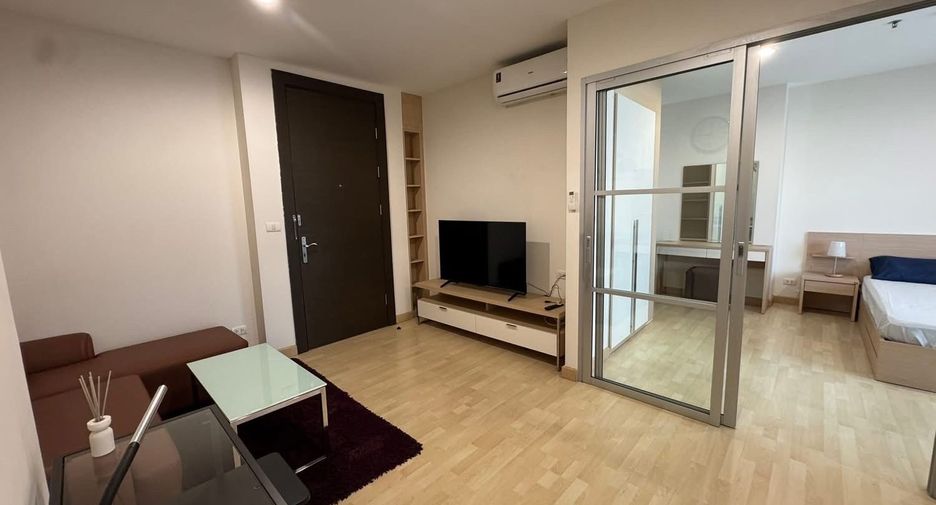 For rent 1 bed condo in Huai Khwang, Bangkok