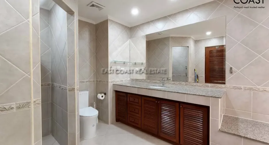 For rent and for sale 1 bed condo in Jomtien, Pattaya