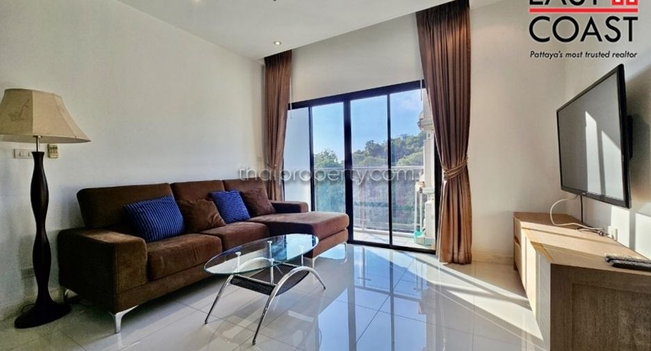 For rent 2 bedrooms condo in Pratumnak, Pattaya