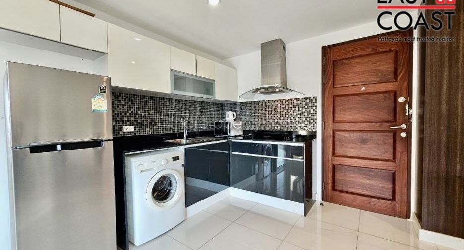 For rent 2 bedrooms condo in Pratumnak, Pattaya