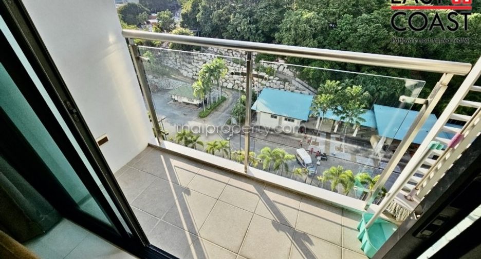 For rent 2 bedrooms condo in Pratumnak, Pattaya