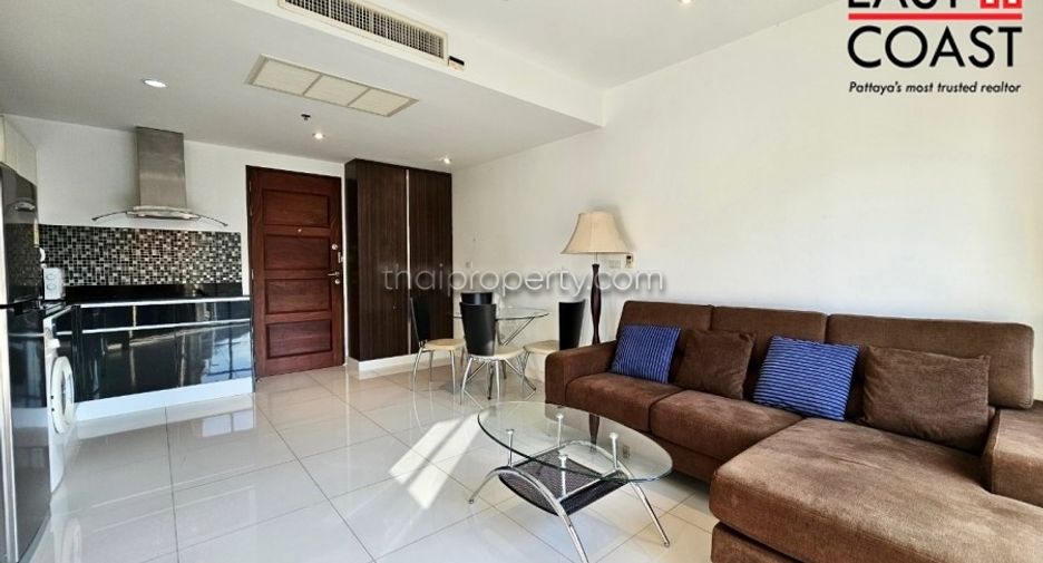 For rent 2 bedrooms condo in Pratumnak, Pattaya