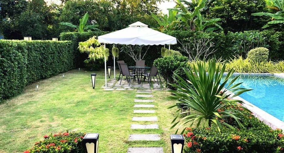 Casa en alquiler de 3 habitaciones en Mueang Phuket, Phuket
