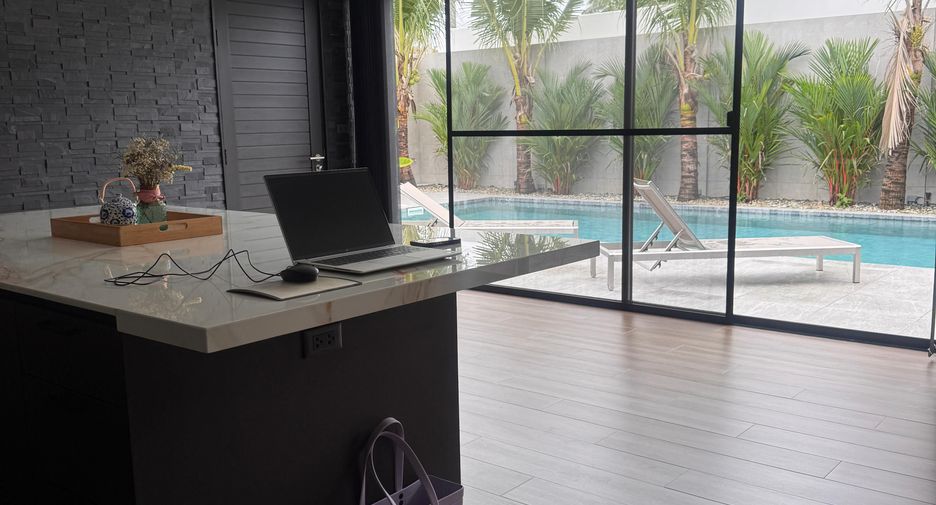 Villa en venta y en alquiler de 3 habitaciones en Mueang Phuket, Phuket