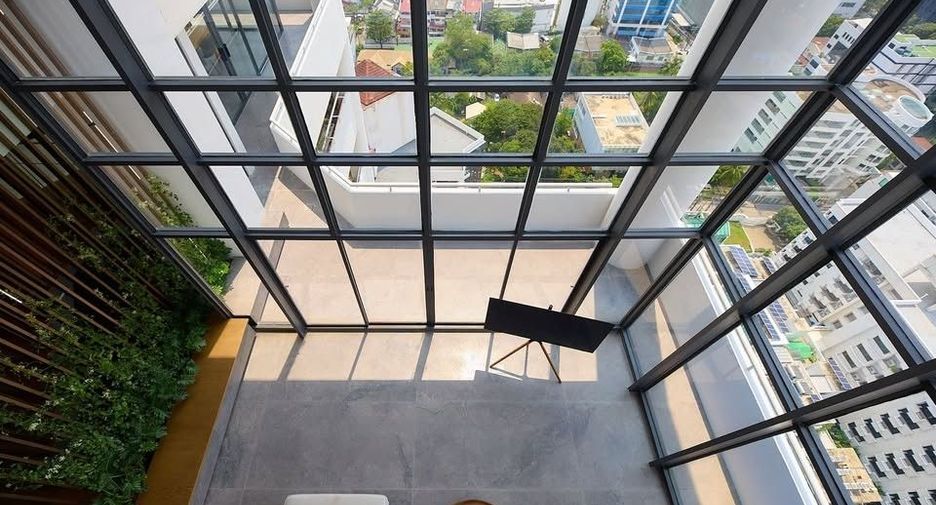 For rent 3 bedrooms condo in Watthana, Bangkok