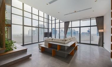For rent 3 bedrooms condo in Watthana, Bangkok