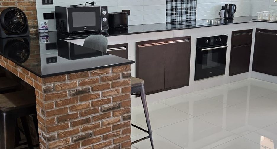 For sale 2 bedrooms condo in Kathu, Phuket