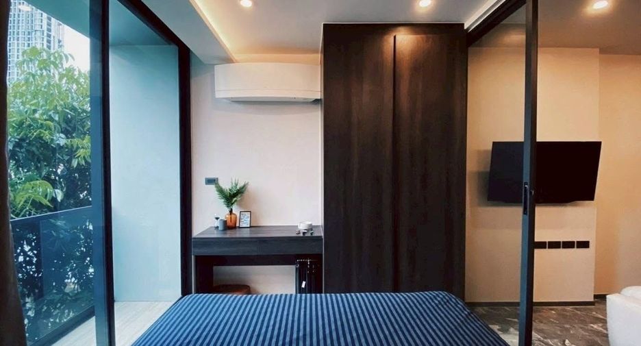 For rent 1 bed condo in Khlong Toei, Bangkok