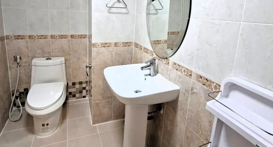 For rent 3 bedrooms condo in Watthana, Bangkok