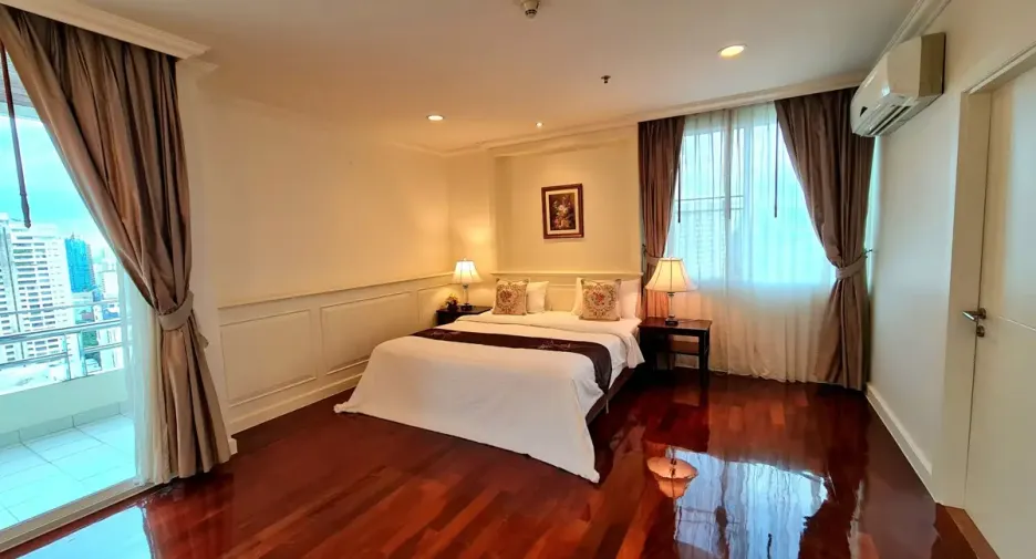 For rent 4 ベッドルーム condo in Watthana, Bangkok