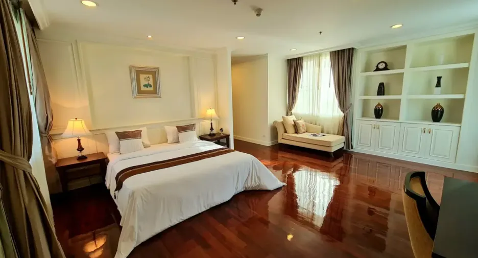 For rent 4 ベッドルーム condo in Watthana, Bangkok