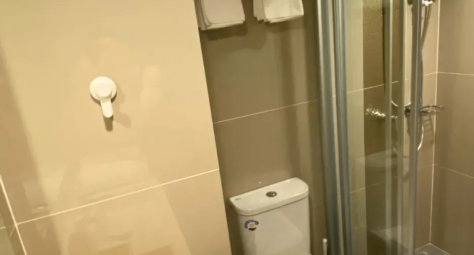 Wohnung zum Kauf und zur Miete mit Studio in Huai Khwang, Bangkok