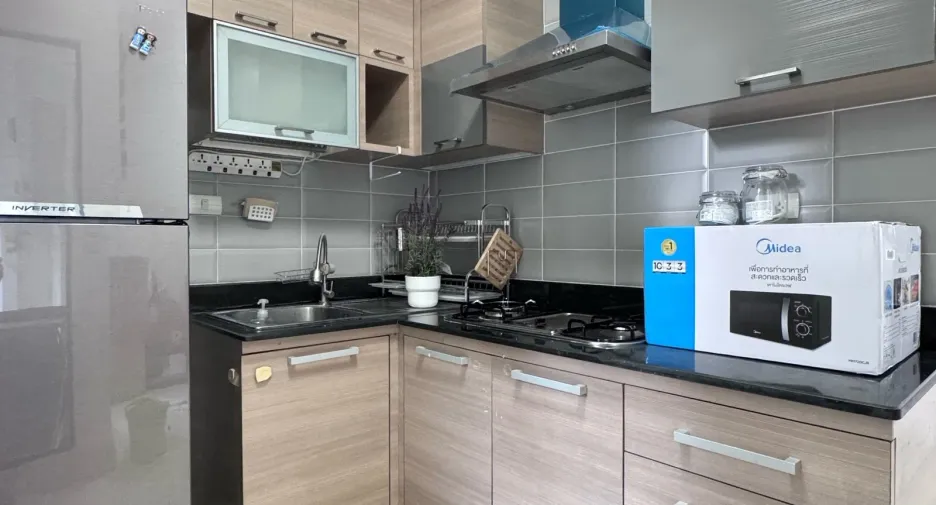 For rent 3 bedrooms townhouse in Phra Khanong, Bangkok