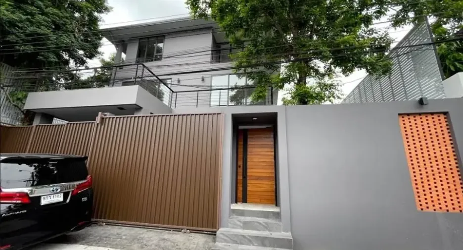 Casa en venta de 5 habitaciones en Watthana, Bangkok