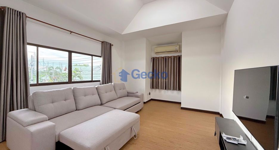 For rent 4 bedrooms house in East Pattaya, Pattaya