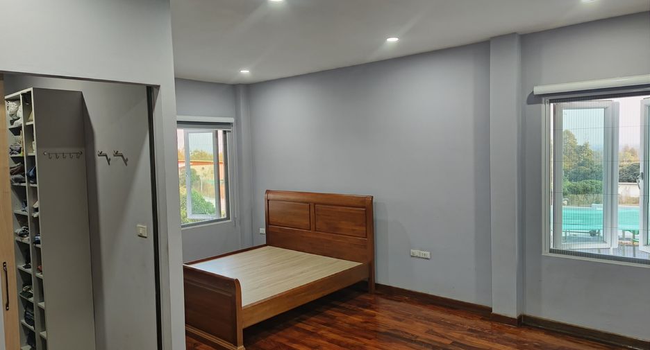 For sale and for rent 5 bedrooms house in San Pa Tong, Chiang Mai