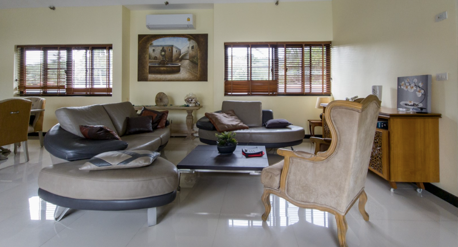 For sale 5 bedrooms villa in Ko Samui, Surat Thani