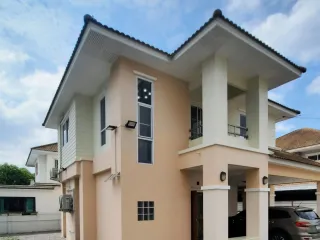 Casa en venta y en alquiler de 3 habitaciones en Mueang Khon Kaen, Khon Kaen