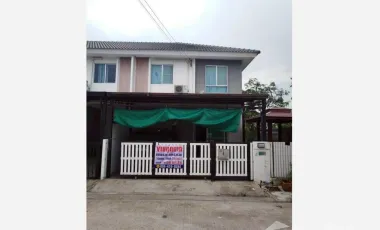Reihenhaus zum Kauf mit 3 Zimmer in Khlong Luang, Pathum Thani
