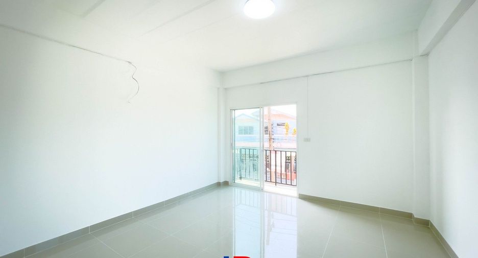À vendre 2 chambres maison de ville à Sam Phran, Nakhon Pathom