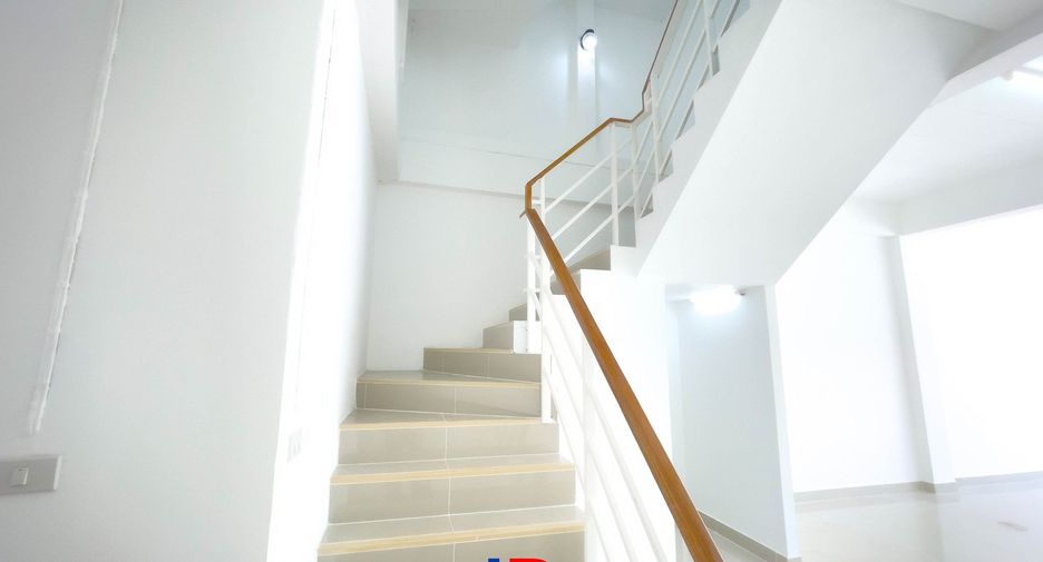 À vendre 2 chambres maison de ville à Sam Phran, Nakhon Pathom