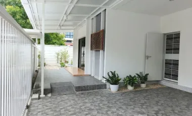 Haus zum Kauf mit 4 Zimmer in Thanyaburi, Pathum Thani