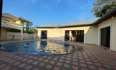 For sale and for rent 5 bedrooms house in East Pattaya, Pattaya