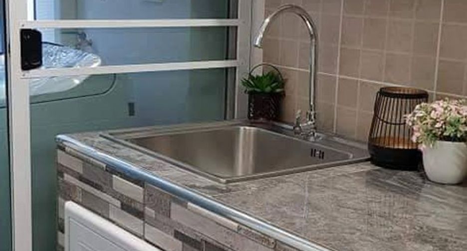 For rent 1 bed condo in Phra Khanong, Bangkok