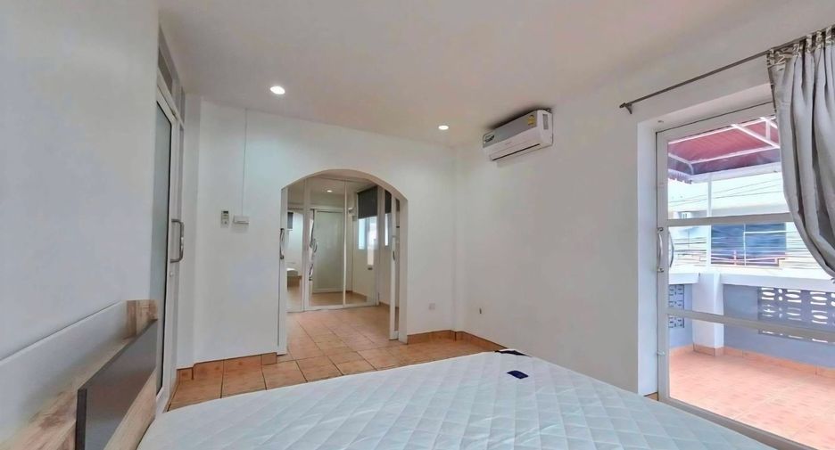 For rent 3 bedrooms house in Central Pattaya, Pattaya
