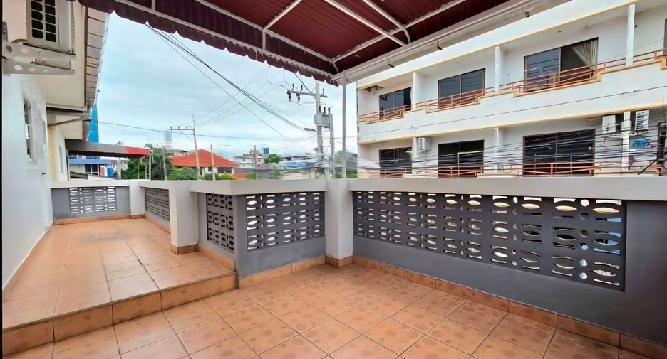 For rent 3 bedrooms house in Central Pattaya, Pattaya