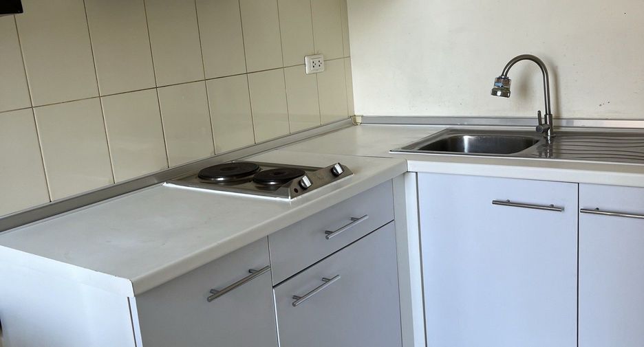 For rent 2 ベッドルーム condo in Khlong Toei, Bangkok